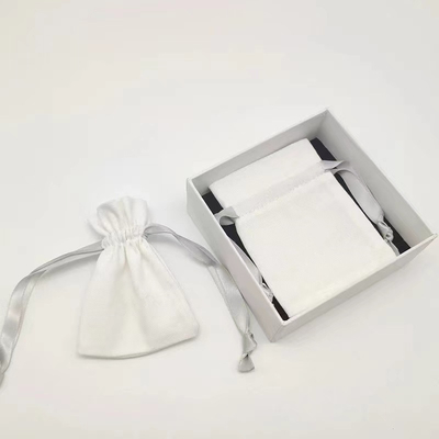 Χρυσές σακούλες δώρων Drawstring φύλλων αλουμινίου που στέλνουν τη συσκευάζοντας τσάντα κοσμήματος με το λογότυπο